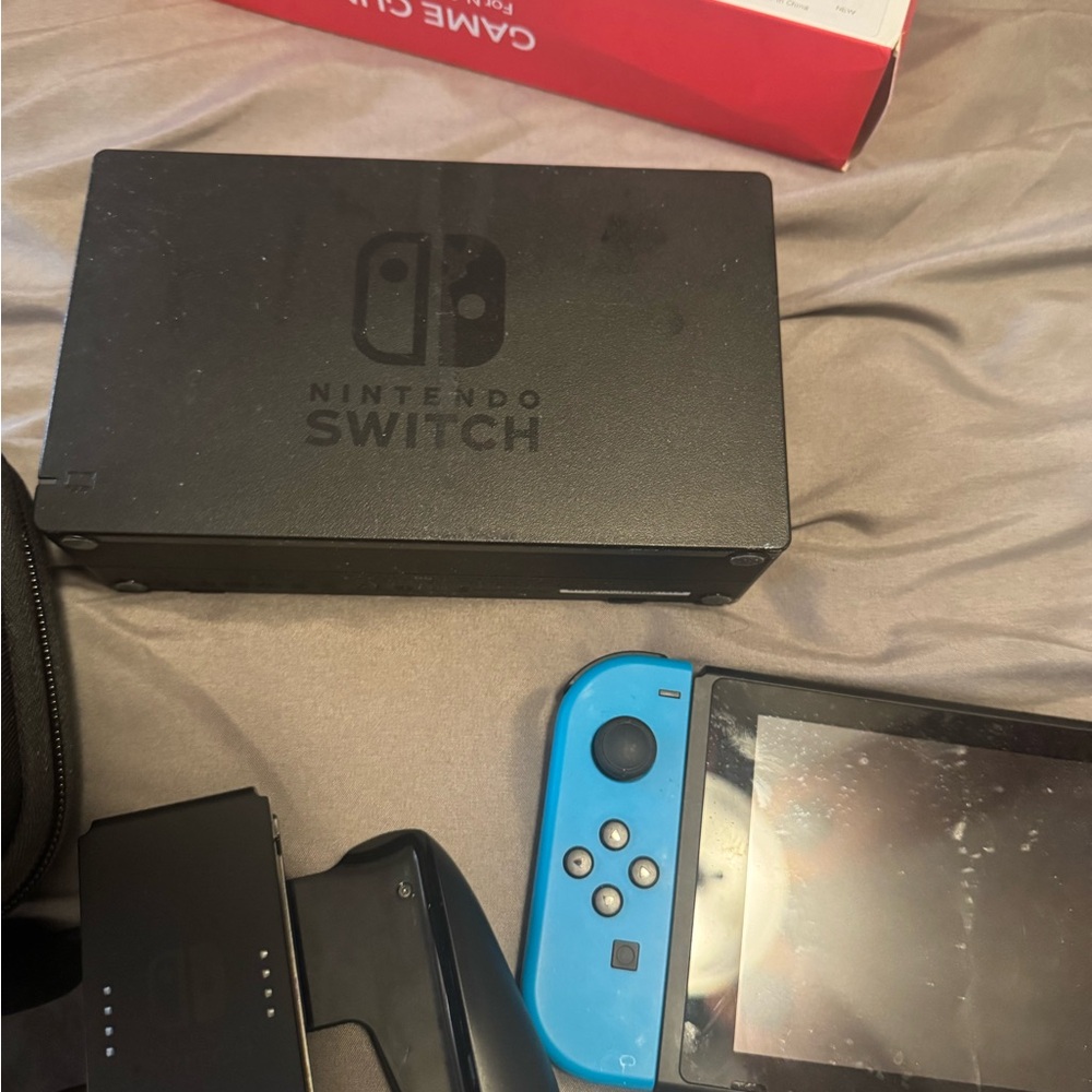 Nintendo Switch Red and Blue Steering Wheel Set - Picture 5 of 9